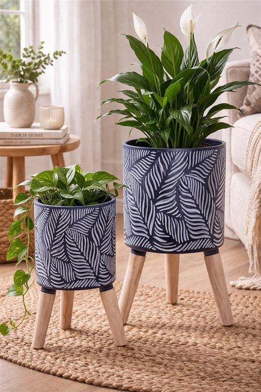 Set of 2 Tripod Planters