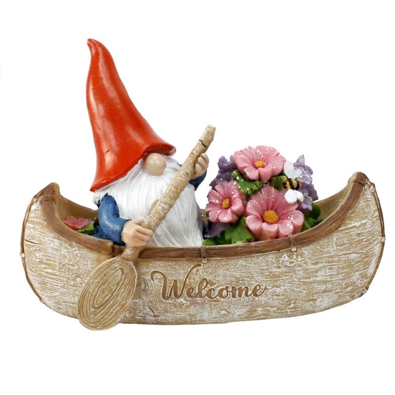 Gnome in canoe