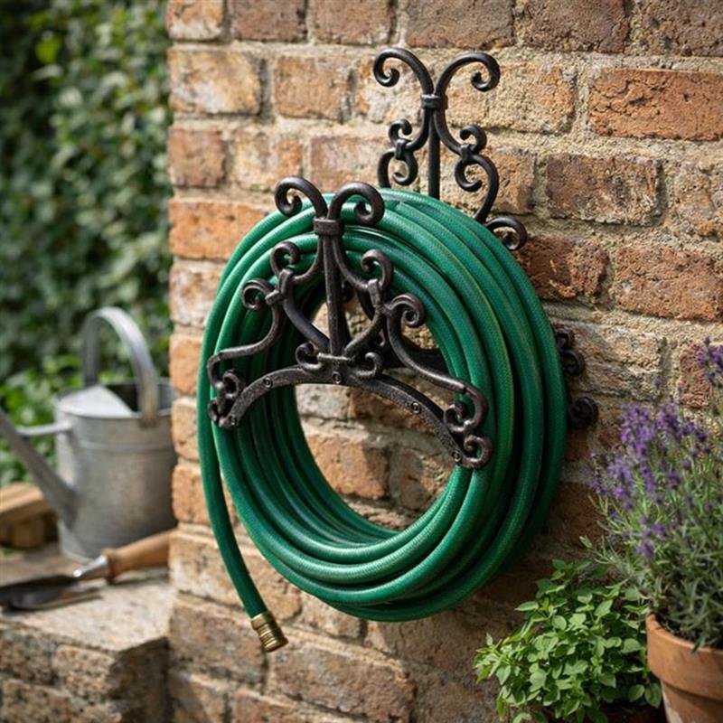 Hose Holder