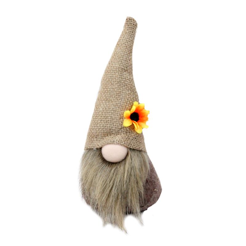 Fall Gnome w/ Flower LED