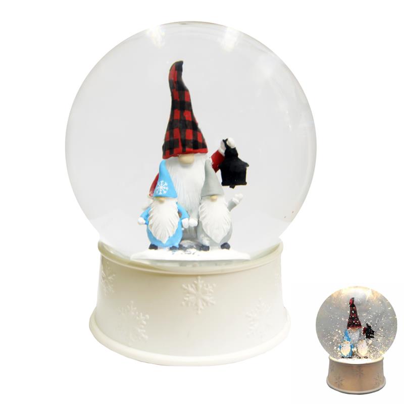 Gnome Snowglobe