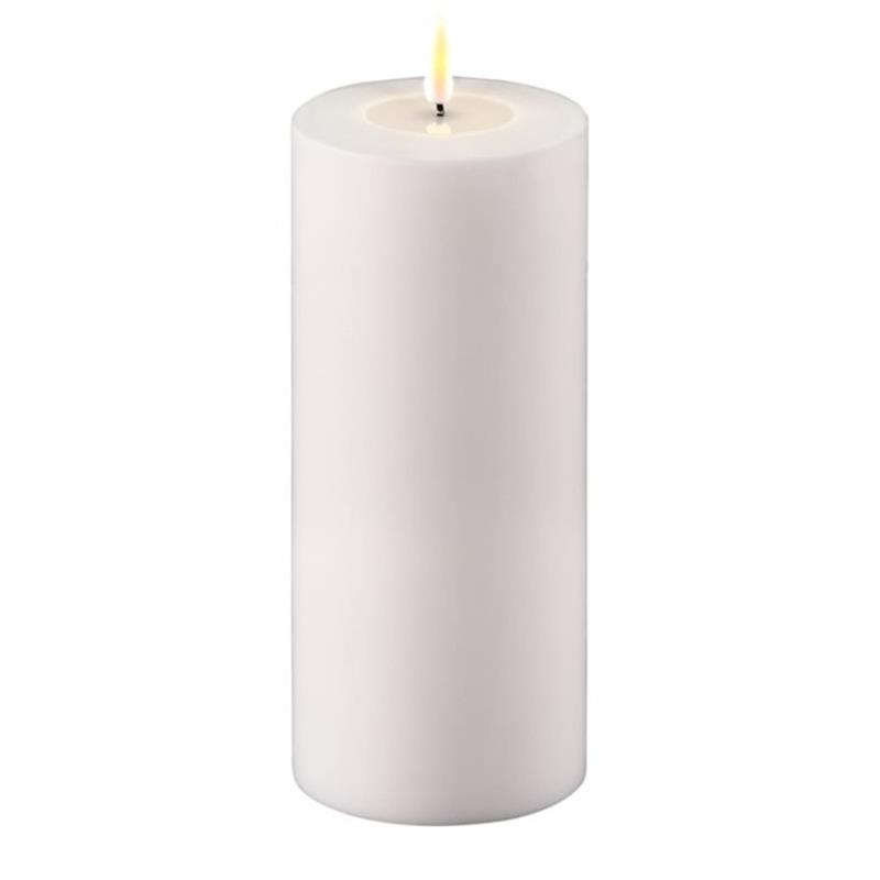 WHITE OUTDOOR LED CANDLE 4x8